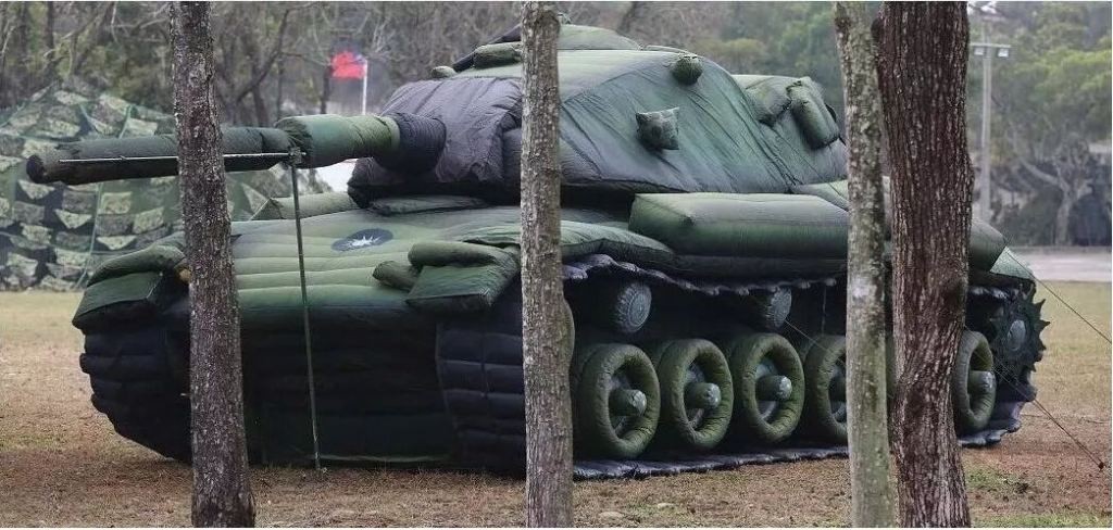 闵行军用充气坦克